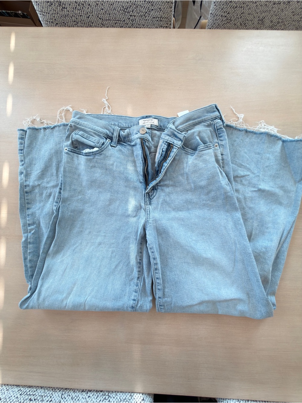 Banana Republic Light Wash Wide-Leg Jeans with Frayed Hem - Size 10
